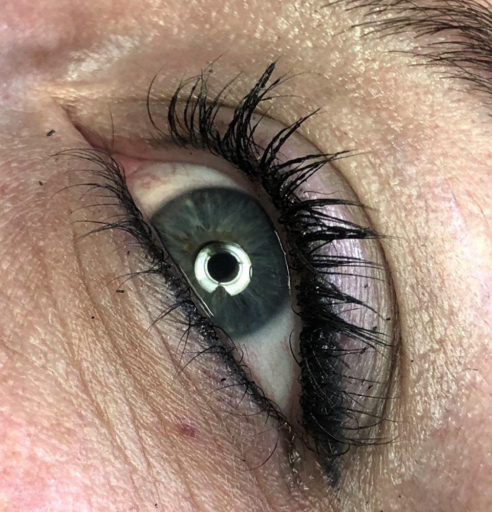 Fine lash liner by Elnari, permanent makeup Pretoria